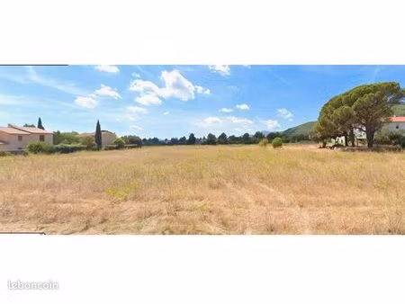 terrains à bâtir de 147 à 258 m² à cuers
