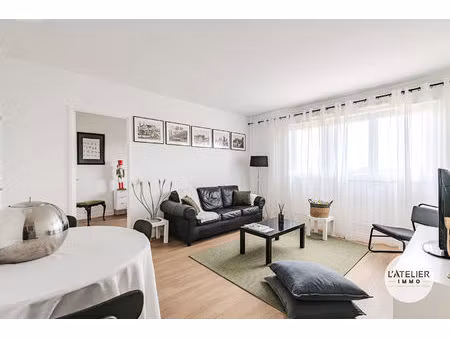 reims t3 rénové de 54 m² 2 chambres ascenseur vue dégagée
