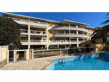 cannes – bel appartement 2 pièces avec terrasse, parking et piscine