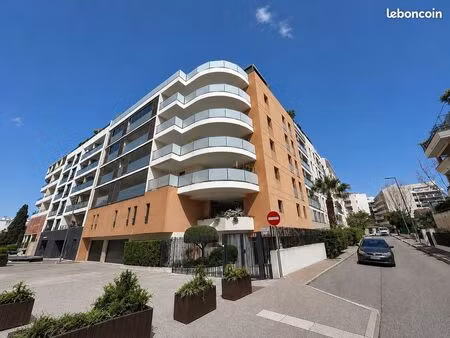 t2 au coeur de st raphael