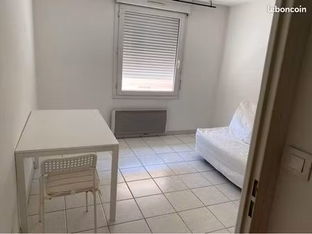 loue très beau studio centre aix en provence secteur allées provençales
