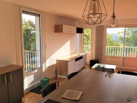 location appartement 3 pièces meublé à angers centre (49000) : à louer 3 pièces meublé / 7