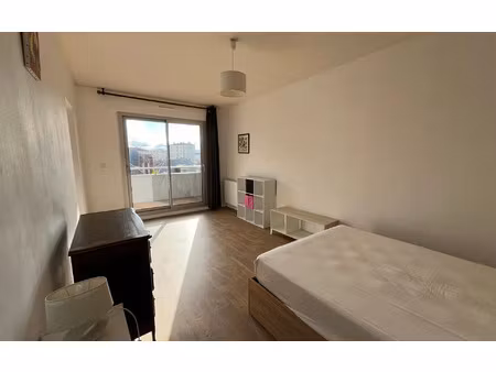 location appartement, m² t-1 à limoges, 425 €
