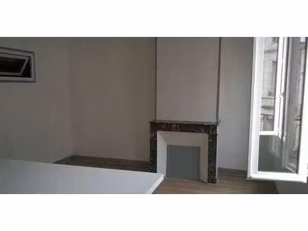 location appartement 3 pièces à bordeaux (33000) : à louer 3 pièces / 52m² bordeaux