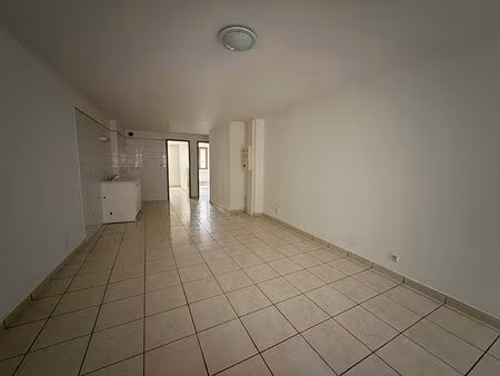 location appartement 3 pièces, 58.00m², espéraza