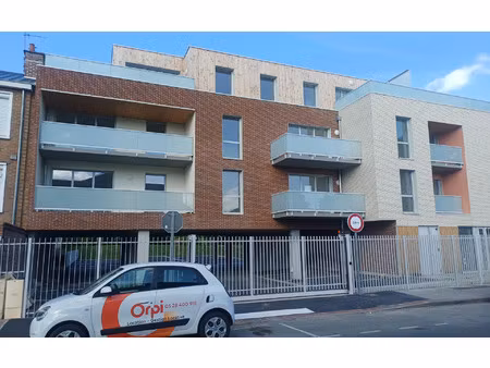 location appartement, m² t-2 à hazebrouck, 700 €