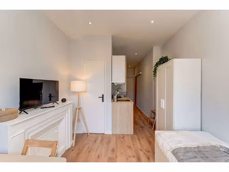 studio meuble