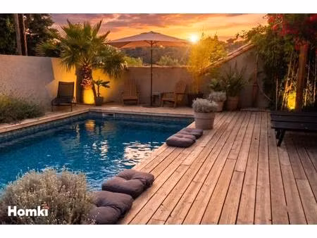 maison/villa t6 de 170 m2 à villeneuve-lès-avignon 30400