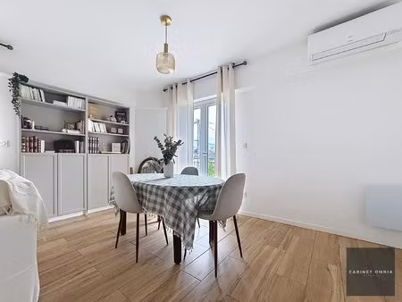 appartement à louer - 4 pièces - terrasse et parking