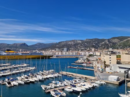 t3 toulon mourillon port de plaisance