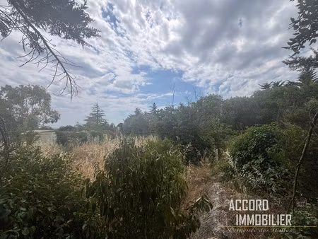 villespassans terrain constructible de 845 m2 a viabiliser
