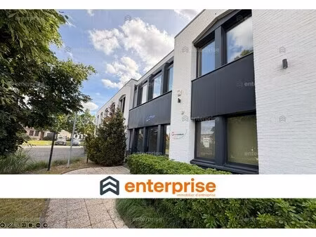 location bureaux 180 m² à 420 m²