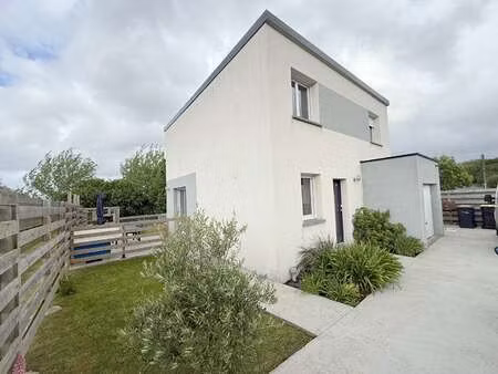 location maison à lanrodec (22170) : à louer / 95m² lanrodec