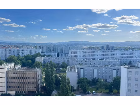 appartement lyon 8 m² t-2 à vendre, 115 000 €