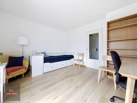 rue d'alsace - studio meuble - 28m²