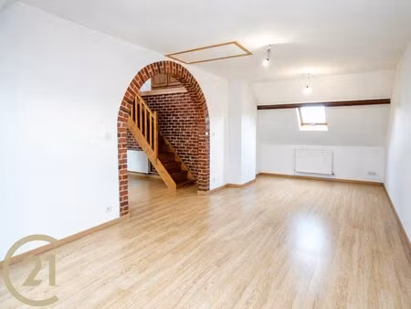 appartement à louer à chaussée de douai 63 tournai (vbe35053)