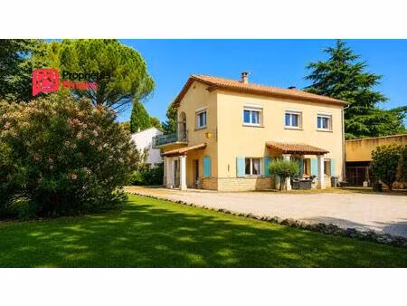 tresques 30330 :villa sur deux niveaux avec double habitations 172.48 m², 5 chambres, dépe