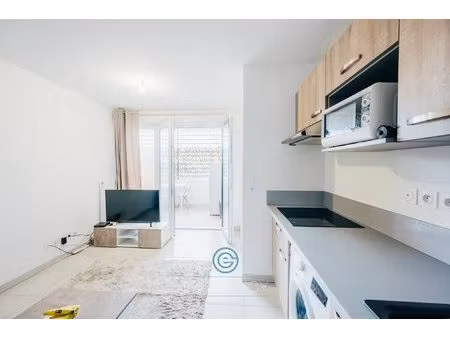 appartement t2 de 36m2 avec terrasse + parking privatif