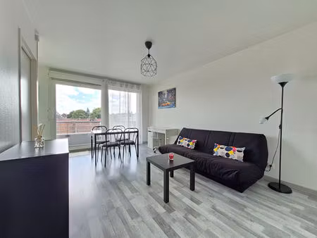 lille moulins - fac de droit : joli studio de 30m² avec terrasse