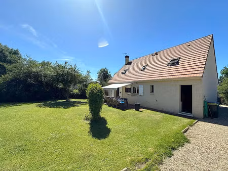 maison trie château 7 pièce(s) 122 m2/ garage / dépendance/ 1000 m² terrain