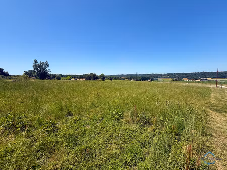 dpt gers (32), à vendre bernede terrain constructible de 1335 m² viabilisé et borné, au ca