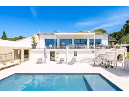 location propriété cassis 13260 - - surface privée