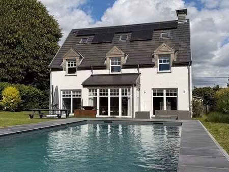 maison mi casa avec piscine - +/- 260 m² - 4 ch