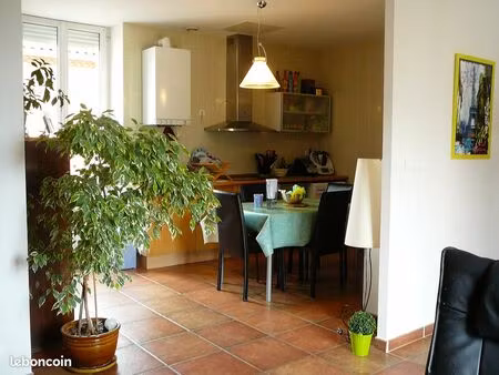 location foix t4 duplex récent près du lycée
