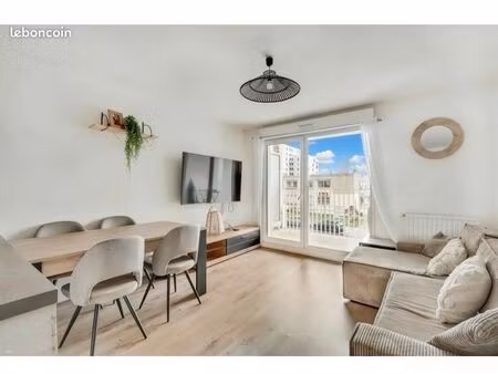 t3 de 62 m² avec balcon et parking - asnières, rer c les grésillons