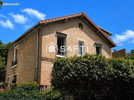maison 6 pièces 160 m²