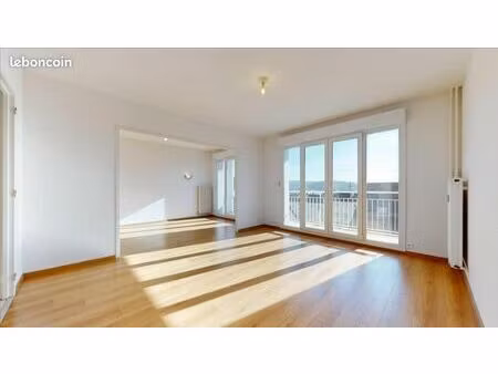 appartement 4 pièces 76 m²