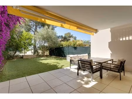 superbe appartement en rdj à vendre à la ciotat