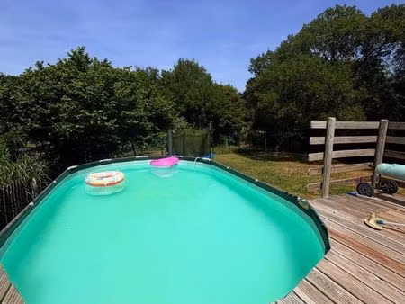 maison familiale 130 m² avec terrasse et piscine