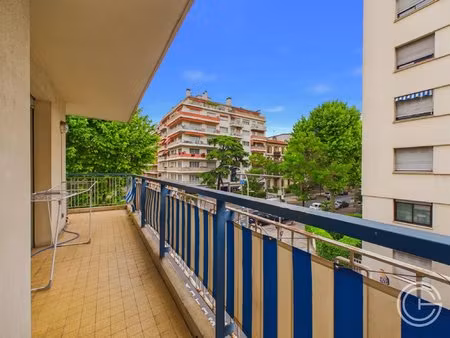 3 pieces vide - 36 bd delfino - nice riquier