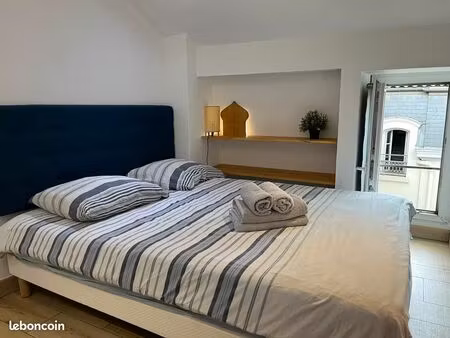 studio neuf place des jacobins