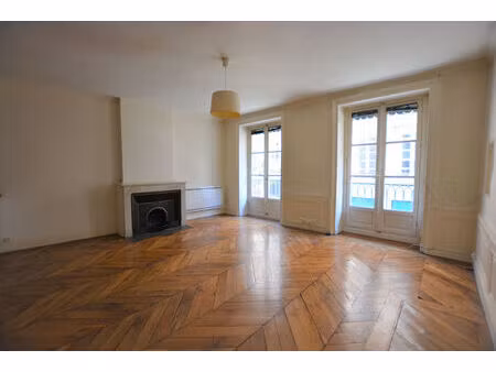 lyon 2 victor hugo - t3 - 73m²