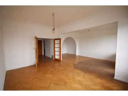 spacieux appartement 3 ch. avec 2 terrasses