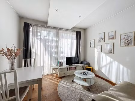 studio à louer avec terrasse , ixelles (vbe35461)