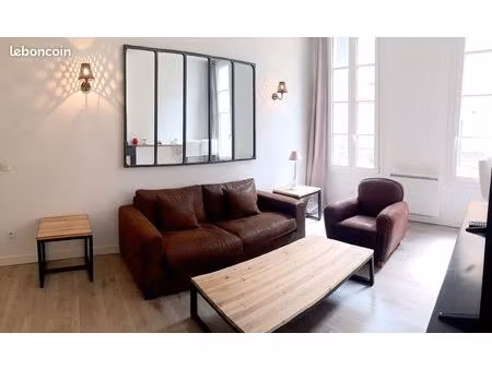 superbe t2 meublé - centre ville aix en provence - rue des cordeliers