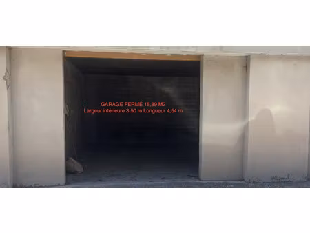 garage fermé 16m2