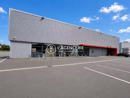 local d'activité 1 503 m² sur terrain de 10 239 m²