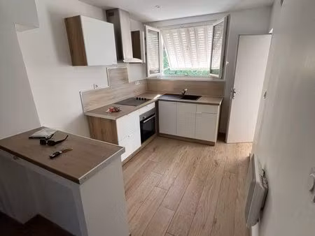 t3 rénové 60 m² – 2 chambres – balcon – cave – romans-sur-isère