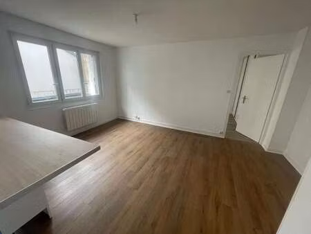 location appartement 2 pièces à nantes centre ville (44000) : à louer 2 pièces / 44m² nant
