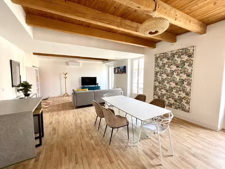nîmes, quartier faubourg, appartement duplex t4 meublé avec