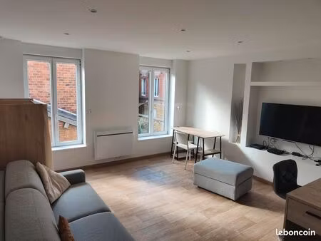 studio 30 m² meublé wi fi proche gare et centre ville