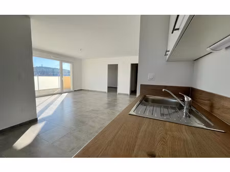 location appartement, m² t-3 à agde, 923 €