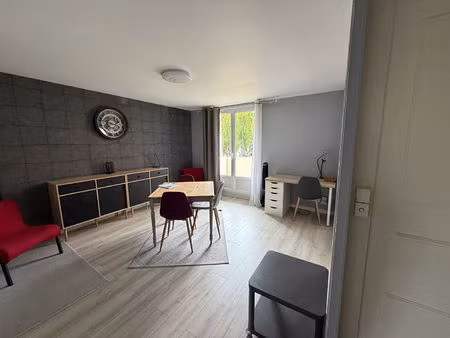 a louer - appartement t3 meublé avec balcon - strasbourg / la fayette
