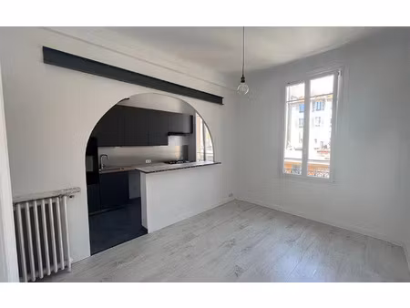location appartement, m² t-3 à nice, 1 152 €