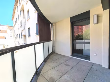location appartement 2 pièces 60 m² à lyon 3ème (69003), 1 125 €