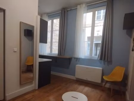 appartement studio bordeaux - 18 m2 - 630 euros ttc